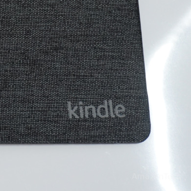 Amazon Kindle Paperwhiteタブレットのカバーの外側